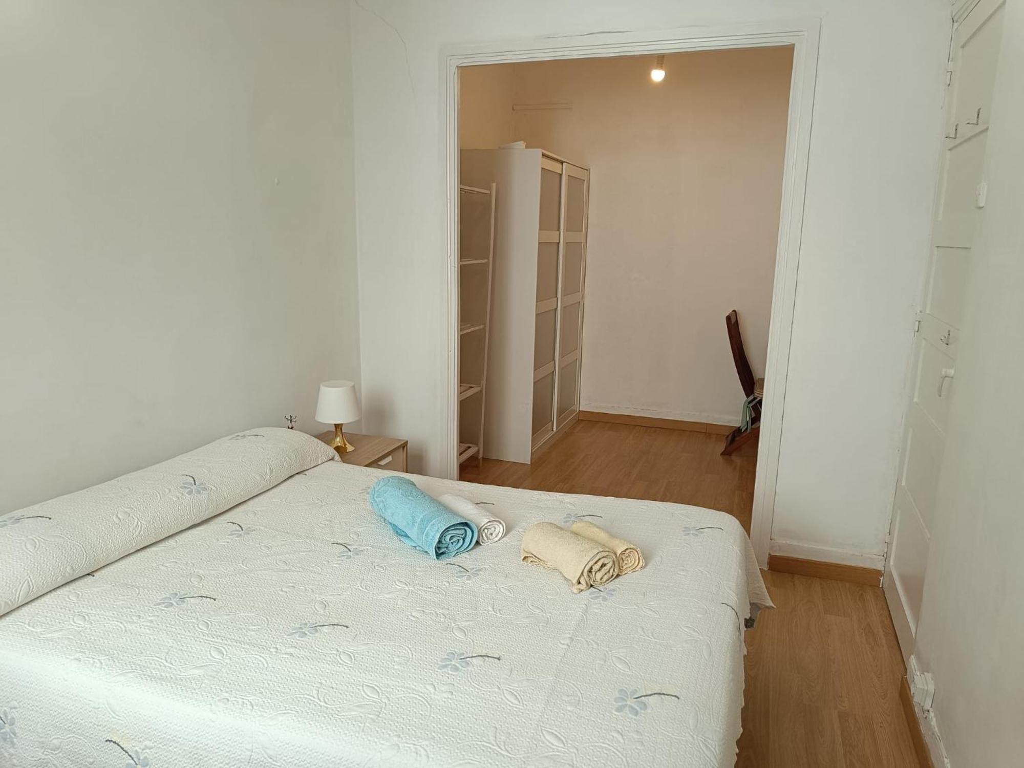 Ferienwohnung Piso Antiguo, Muebles Viejos, Muy Sencillo, Alquilado En Invierno A Estudiantes, Sin Ascensor, Cocina Antigua A Gas, Edificio Muy Antiguo A Coruña Exterior foto