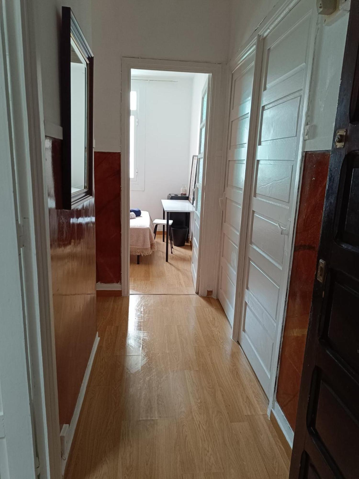 Ferienwohnung Piso Antiguo, Muebles Viejos, Muy Sencillo, Alquilado En Invierno A Estudiantes, Sin Ascensor, Cocina Antigua A Gas, Edificio Muy Antiguo A Coruña Exterior foto